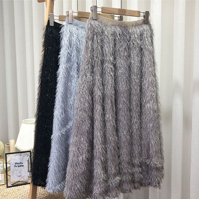 フレアスカート ふわふわフェザー素材の上品フレア膝丈スカート