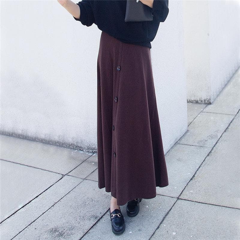 ボタン付きニット素材フレアスカート